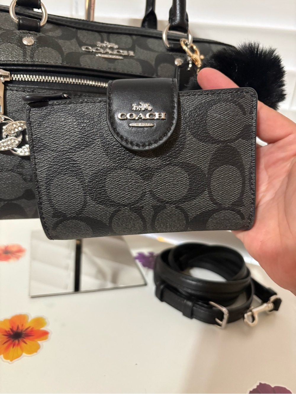 Coach Black Signature Canvas Rowan Satchel With Matching Wallet - Picture 4 of 12